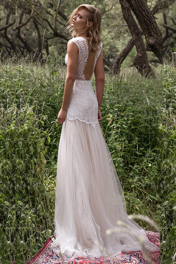 Amazing Long Sheath V-neck Lace Tulle Backless Wedding Dress