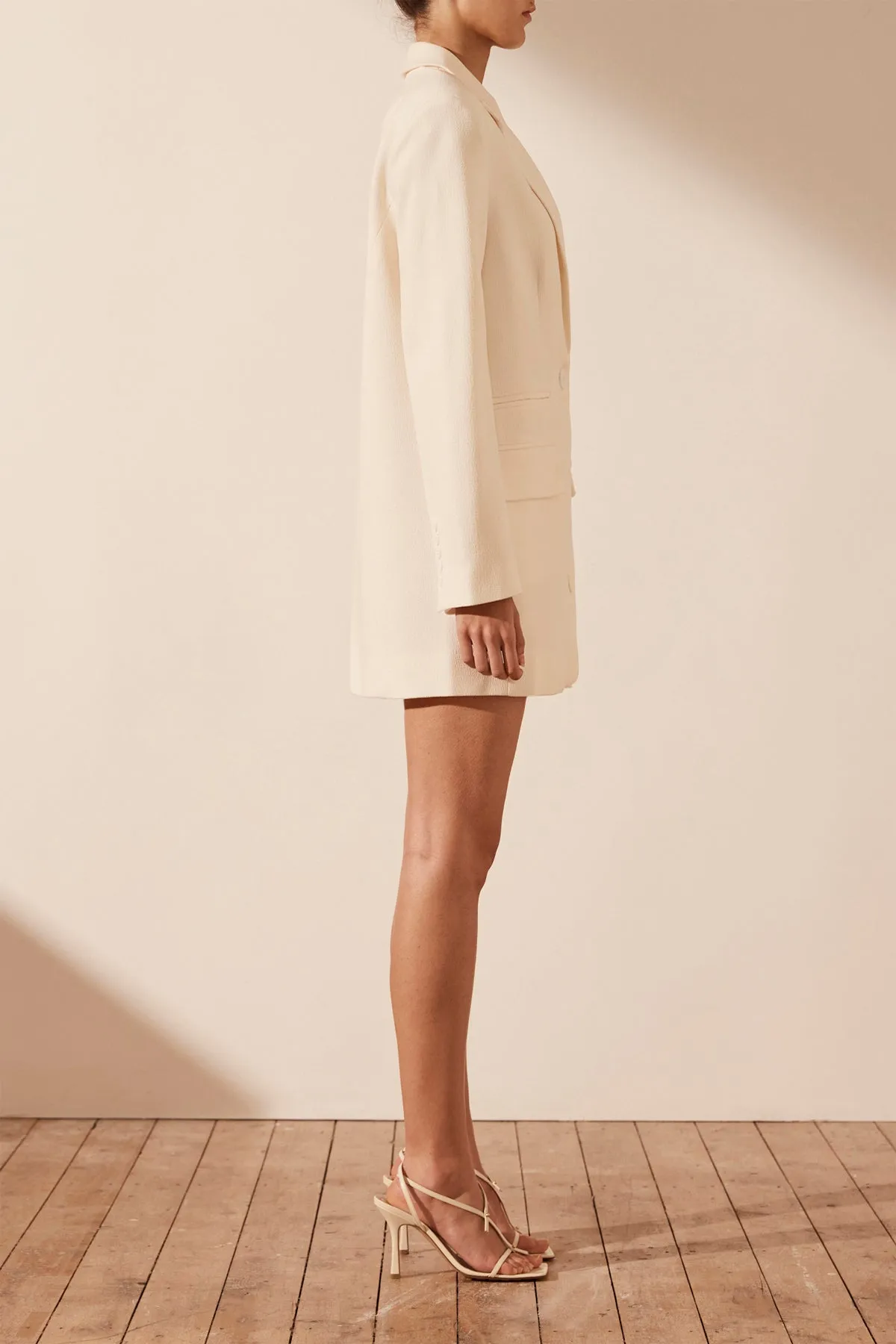 AMURA OVERSIZED BLAZER DRESS - CREAM