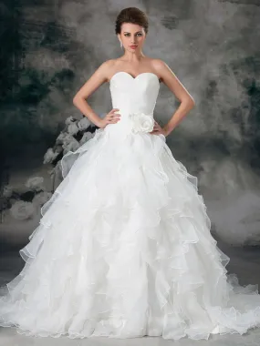 Glamorous Ivory Ruched Sweetheart Neck A-Line Organza Wedding Dress