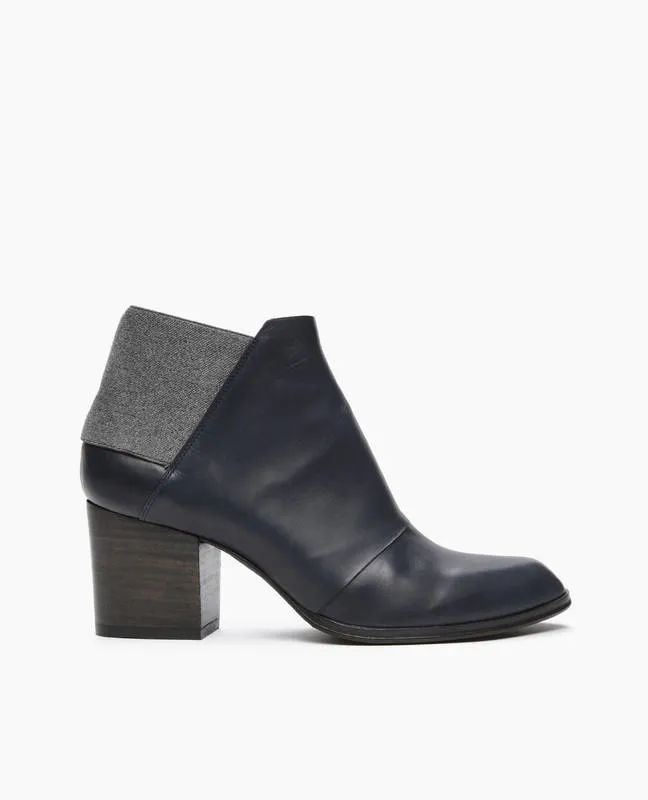 Oron Bootie