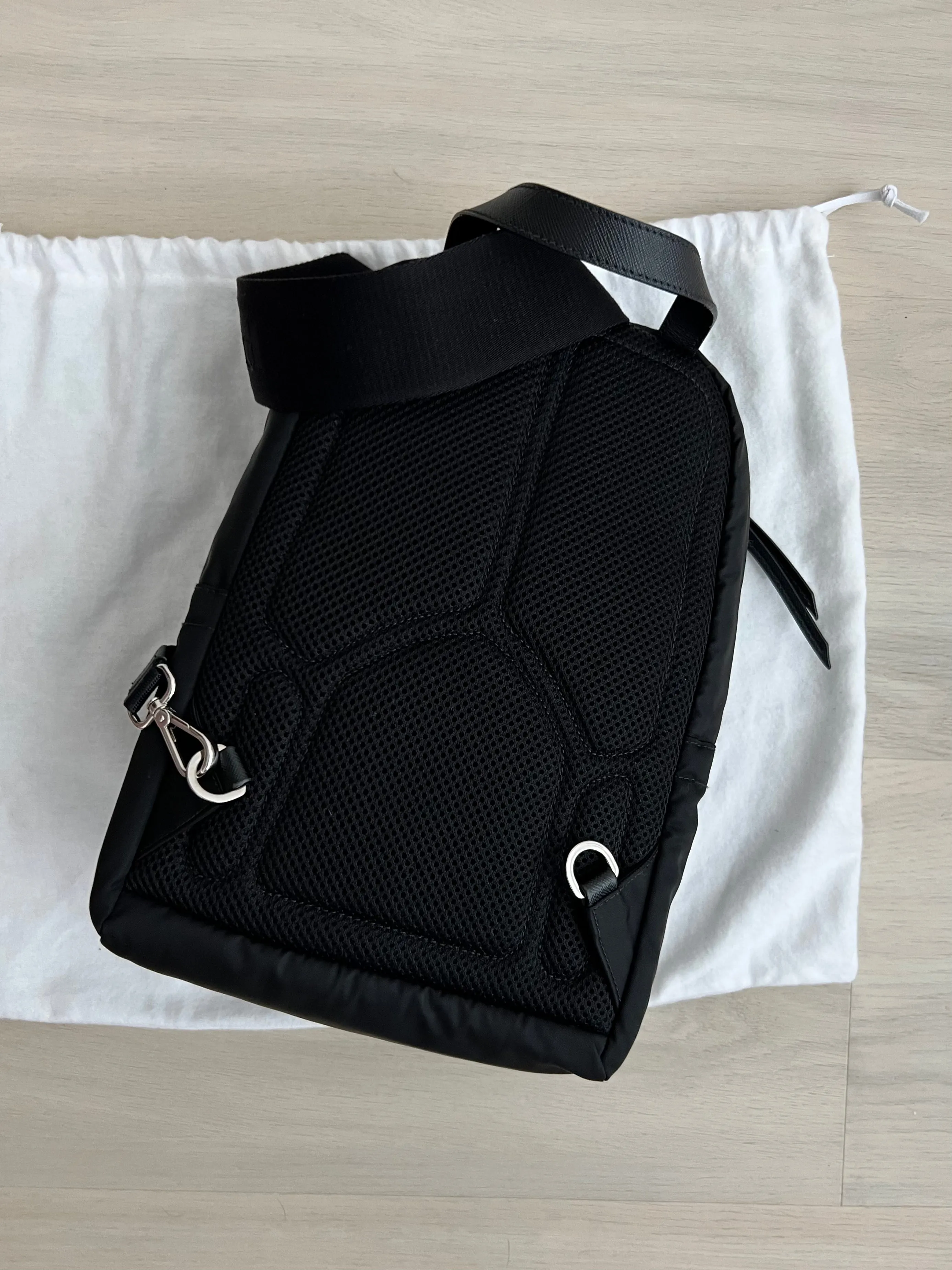 Prada One-Sided Shoulder Backpack with Optimal Design and Enhanced Functionality