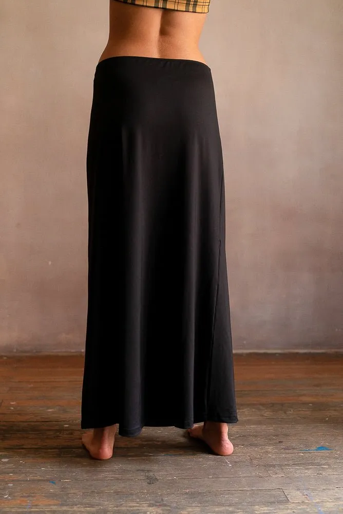 The Everywhere Skirt - Matte Black