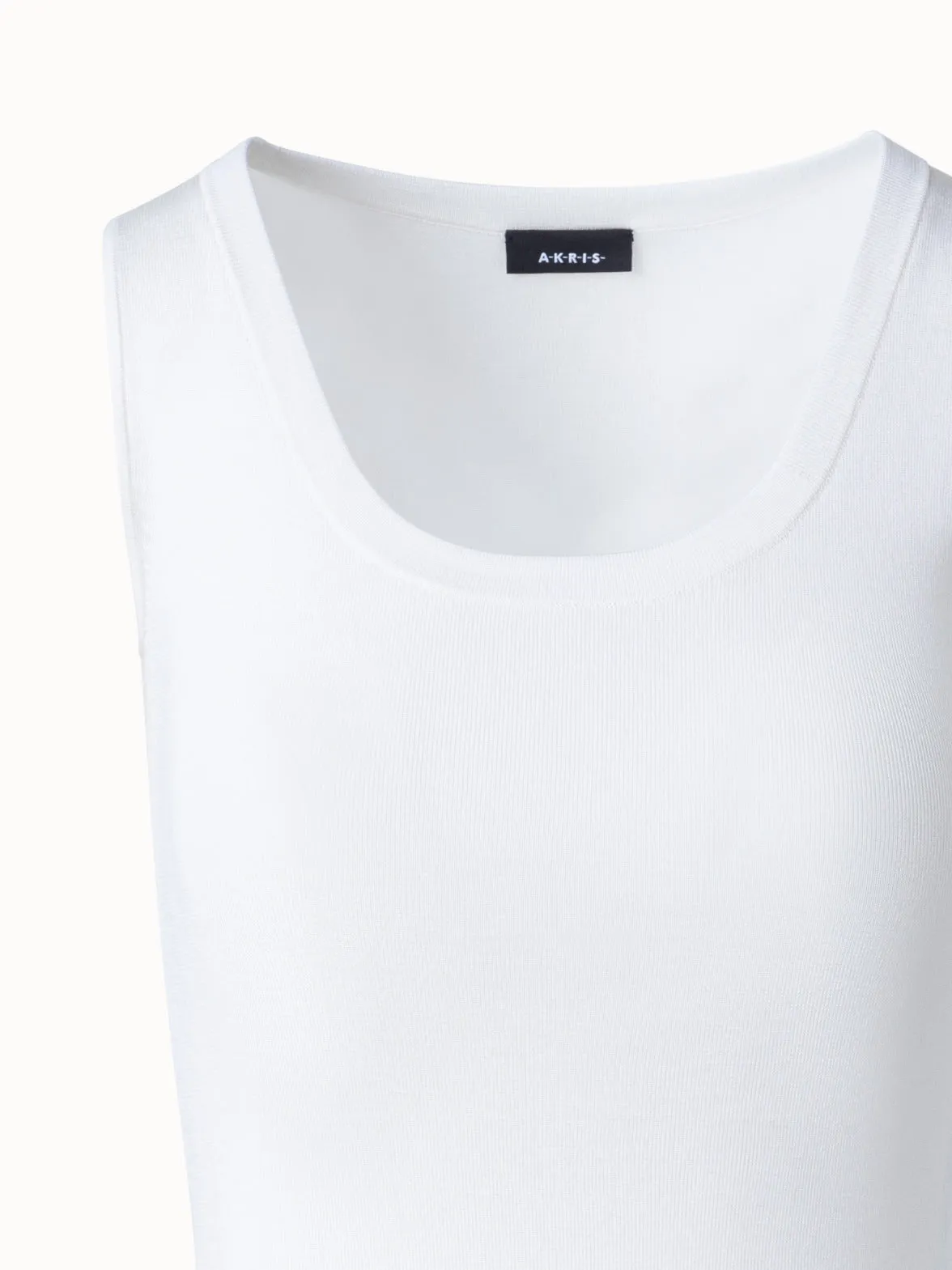 Top aus Seide mit Scoop Neck